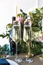 Personalized Wedding Champagne Flutes-Engraved Mr and Mrs Toasting Flutes, Wedding Champagne Glasses, Wedding Glass Set Wedding Gift 2 Glass